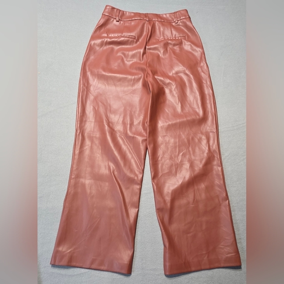 House of Harlow 1960 Pleather Pants EUC Size 4 - 29 Waist - 26 Inseam - Picture 2 of 3